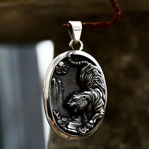 TIGER PENDANT PREDATOR Tiger-Universe