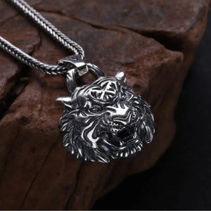 FEROCIOUS SILVER TIGER NECKLACE Tiger-Universe