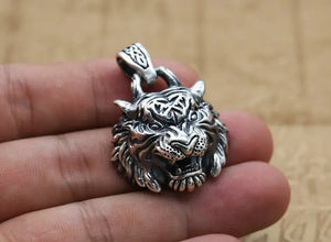 FEROCIOUS SILVER TIGER NECKLACE Tiger-Universe