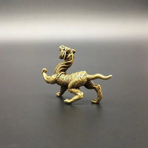 SMALL ANTIQUE TIGER STATUETTE Tiger-Universe