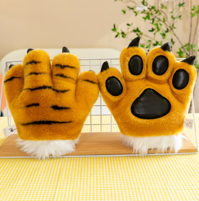 TIGER PAW PLUSH Tiger-Universe