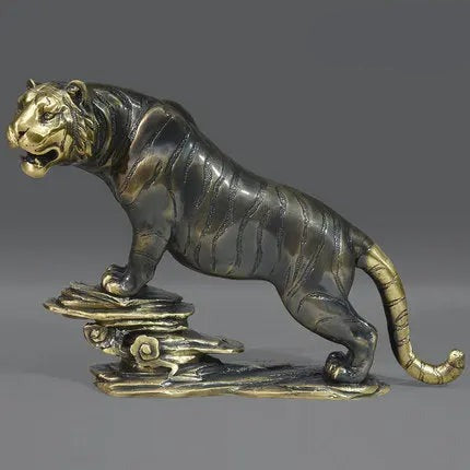 DOMINANT JAPANESE TIGER STATUE Tiger-Universe