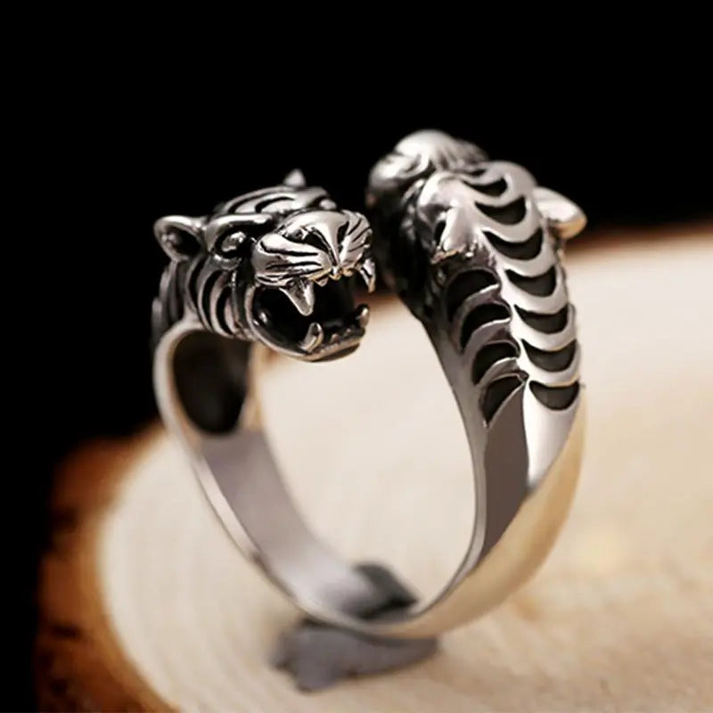 DOUBLE HEADED TIGER RING Tiger-Universe