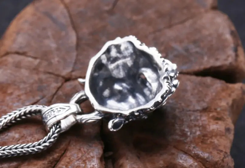 FEROCIOUS SILVER TIGER NECKLACE Tiger-Universe