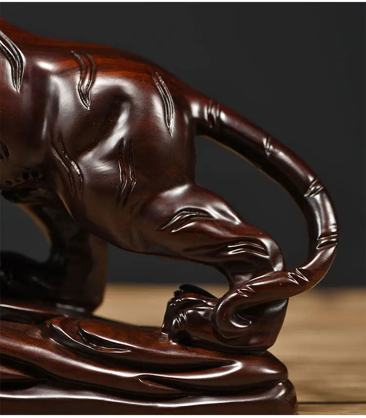 INDONESIAN TIGRESS STATUE Tiger-Universe