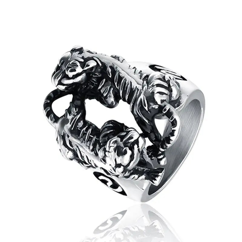 MOUNTAIN TIGER RING DUEL