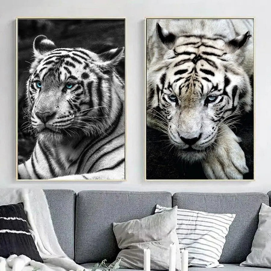 OLD TIGER PAINTING Tiger-Universe