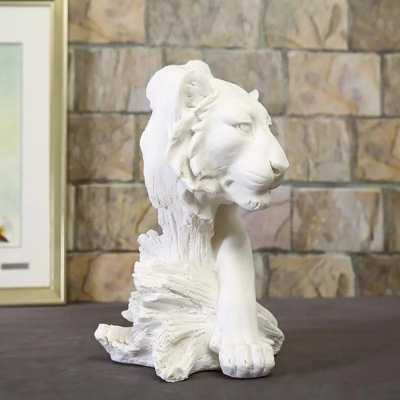 ROMAN WHITE TIGER SCULPTURE Tiger-Universe