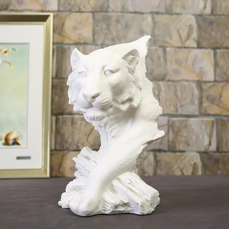 ROMAN WHITE TIGER SCULPTURE Tiger-Universe