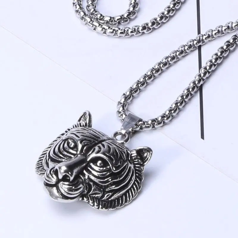 SILVERED TIGER NECKLACE Tiger-Universe