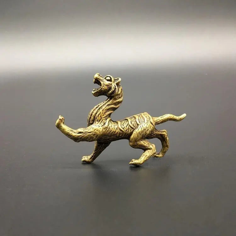 SMALL ANTIQUE TIGER STATUETTE Tiger-Universe