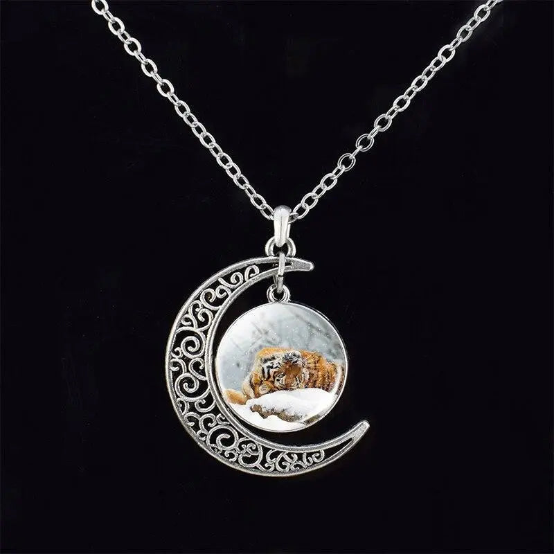 SNOW TIGER PENDANT Tiger-Universe