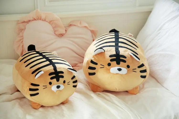 TABBY STRIPED CAT PLUSH Tiger-Universe