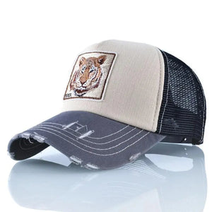TIGER CAP WITH TRADITIONAL EMBROIDERY Tiger-Universe