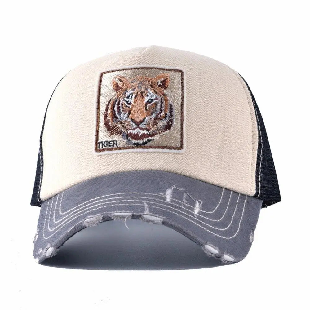 TIGER CAP WITH TRADITIONAL EMBROIDERY Tiger-Universe