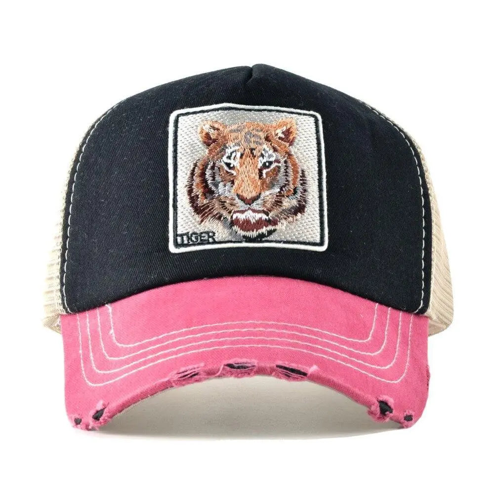 TIGER CAP WITH TRADITIONAL EMBROIDERY Tiger-Universe