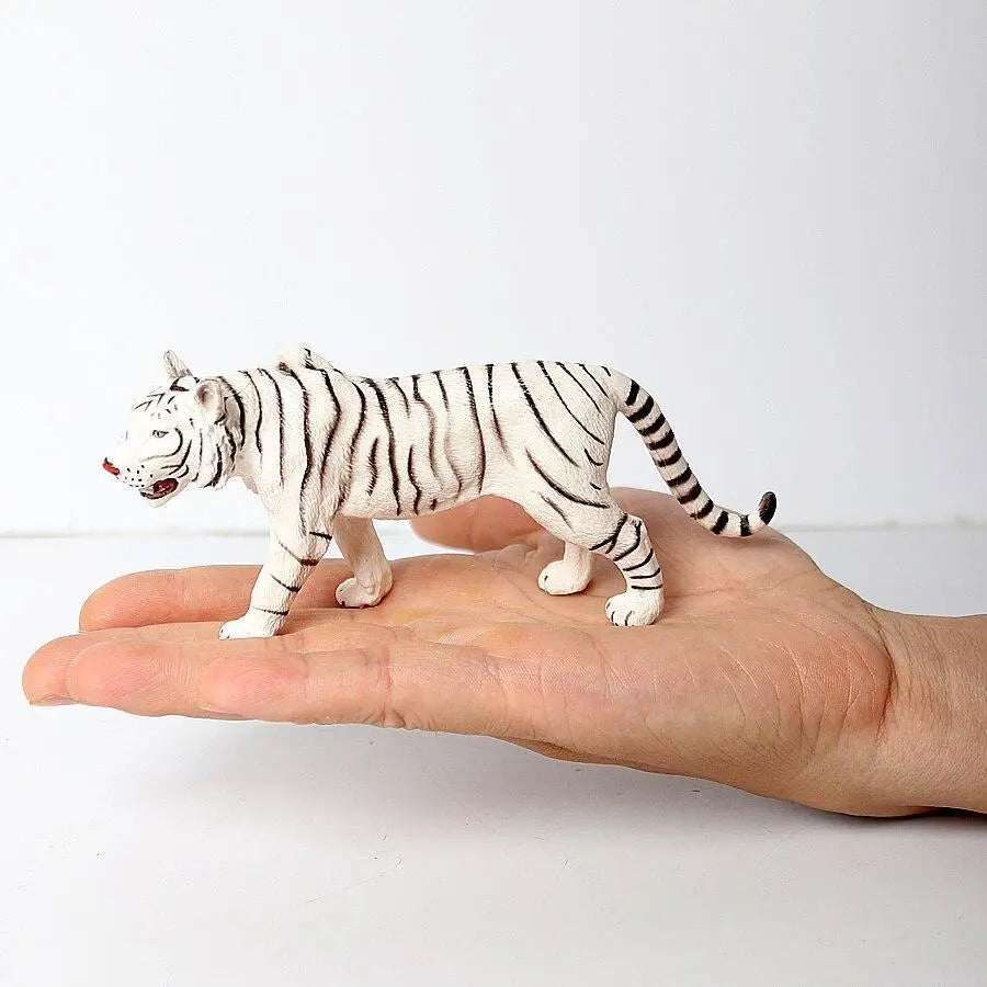 TIGER FIGURINES WITH CUBS Tiger-Universe