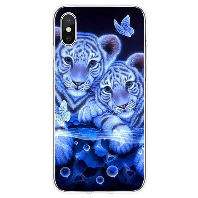 TIGER GIRL PHONE CASE Tiger-Universe