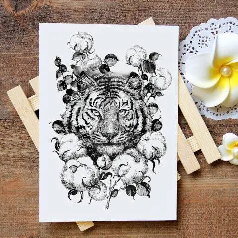 Amazon.com: Tigers in Color: A Captivating Collection of 180 Unique Tattoo  Designs: Discover the Roaring Beauty of Tiger Tattoos in Vibrant Colors and  Exquisite ... in Neotraditional, watercolor realism): 9798398662030: Mets,  Alex: Books