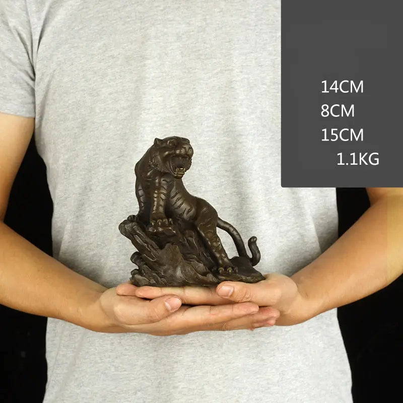 TIGER STATUE FOR PROTECTION Tiger-Universe