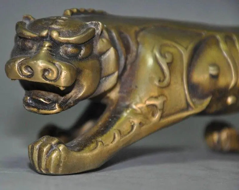 TIGER STATUE MONSTER Tiger-Universe