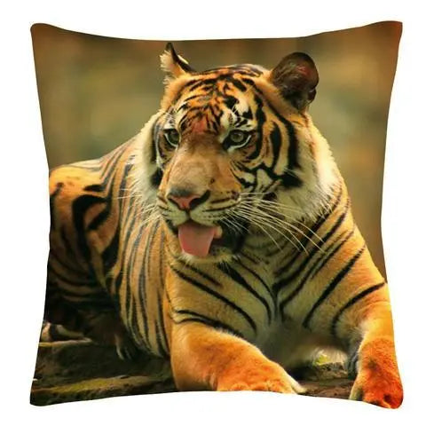 TONGUE-PULLING TIGER PILLOW COVER Tiger-Universe