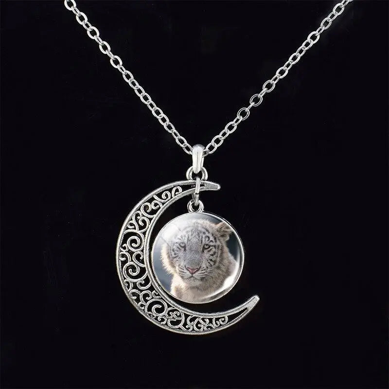 WHITE TIGER PENDANT Tiger-Universe