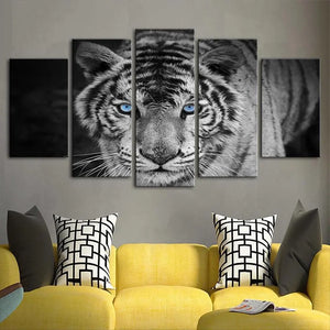 WHITE TIGER WITH BLUE EYES PAINTING Tiger-Universe