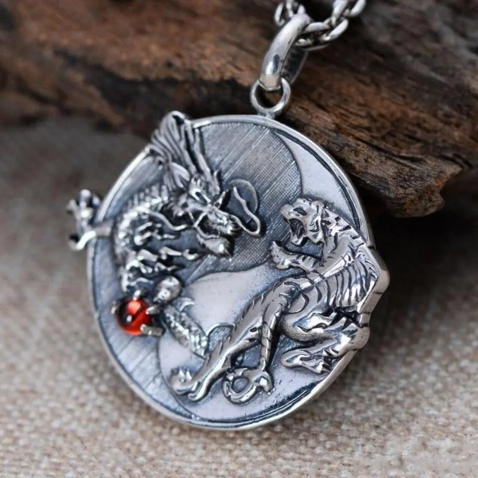 YIN YANG TIGER NECKLACE Tiger-Universe