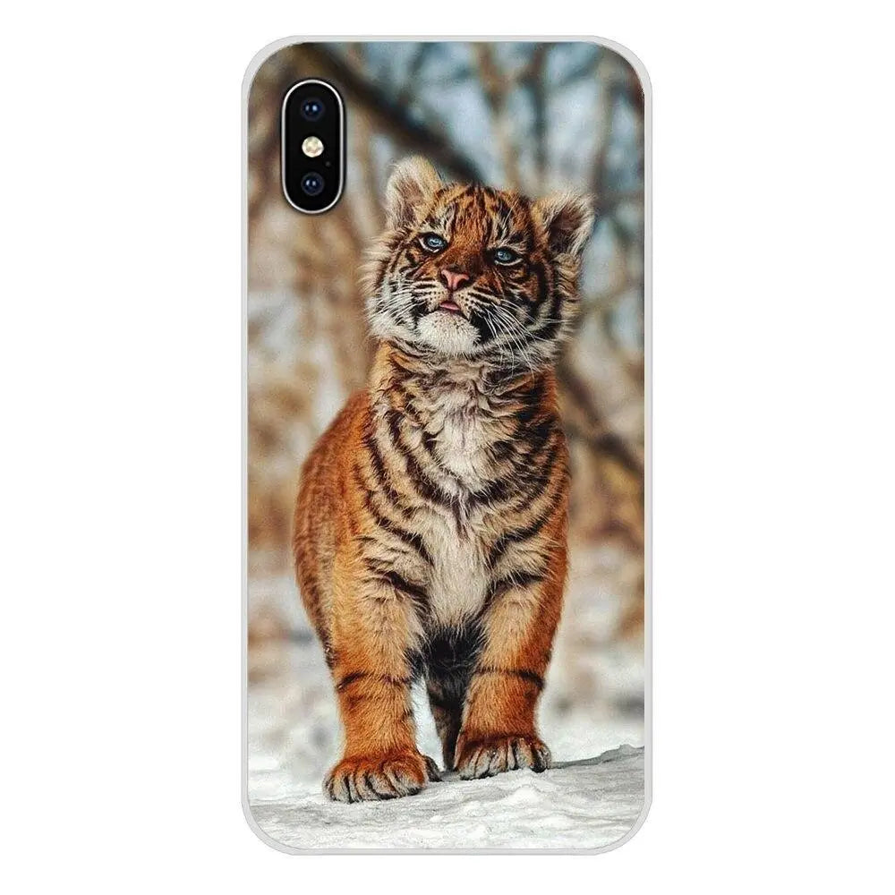 YOUNG TIGER ADVENTURER PHONE CASE Tiger-Universe